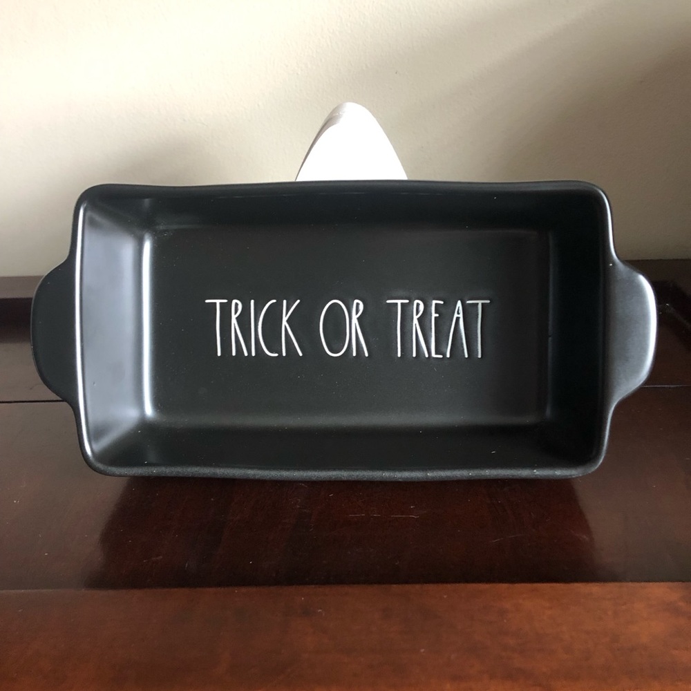 Rae Dunn Trick or Treat Loaf Pan
